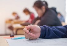 PISA 2025: 60% от българските ученици са функционално неграмотни