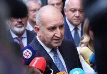 Наши евродепутати манипулират колегите си от ЕП според премиера Радев